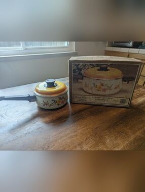1 1/2 Quart Saucepan And 3 Quart Casserole Pot